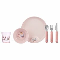 Bordjes, bekers, flessen bestek.