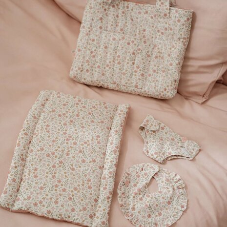 Little Dutch Poppen luiertas &ndash; Meerkleurig &ndash; Essentials &ndash; Soft Flowers