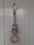 Buggyhanger uiltje licht blauw